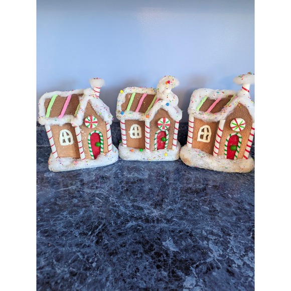 Raz Imports Other - Raz Imports Gingerbread House Tabletop Christmas Decor Set of 3 Brown White 9"
